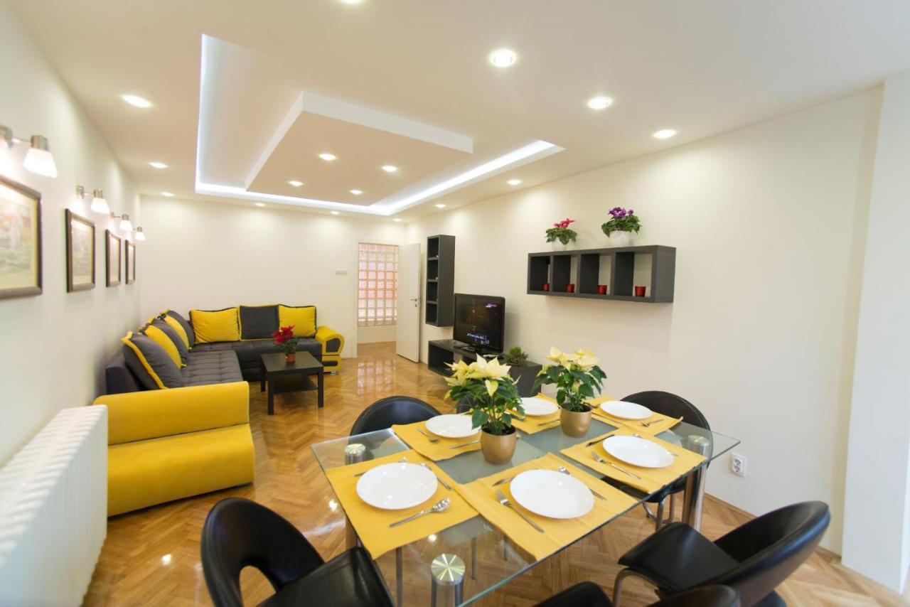 Free.Three Apartment เบลเกรด ภายนอก รูปภาพ
